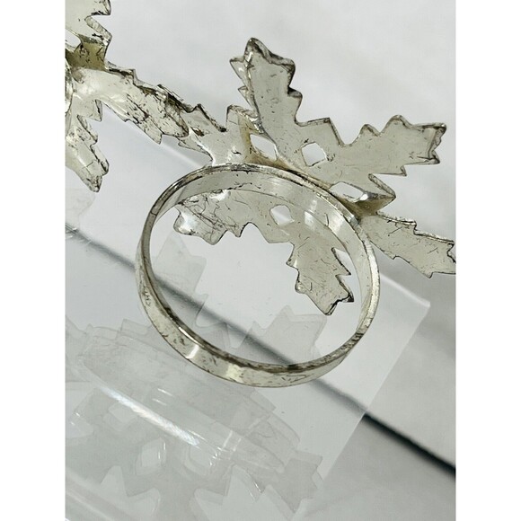 3 Silver Plated Snowflake Napkin Rings - Picture 5 of 5
